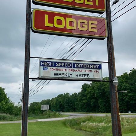 Budget Lodge Newton Falls Εξωτερικό φωτογραφία