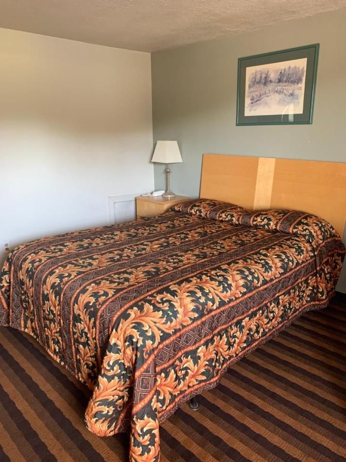 Budget Lodge Newton Falls Εξωτερικό φωτογραφία