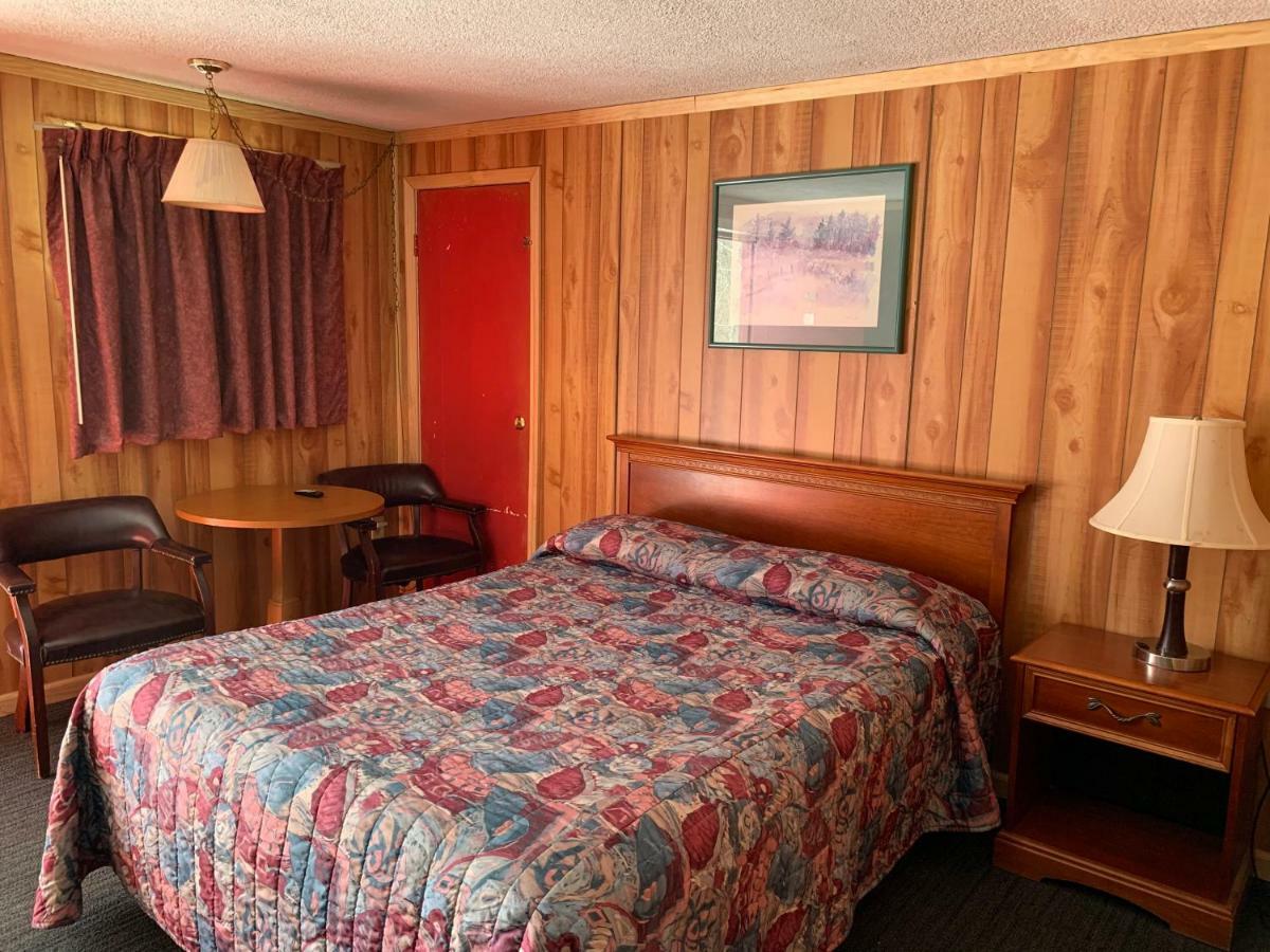 Budget Lodge Newton Falls Εξωτερικό φωτογραφία